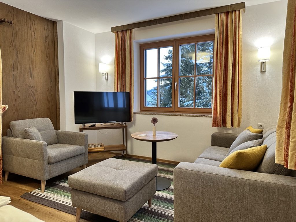 Living and sleeping area of the Hochgründeck flat